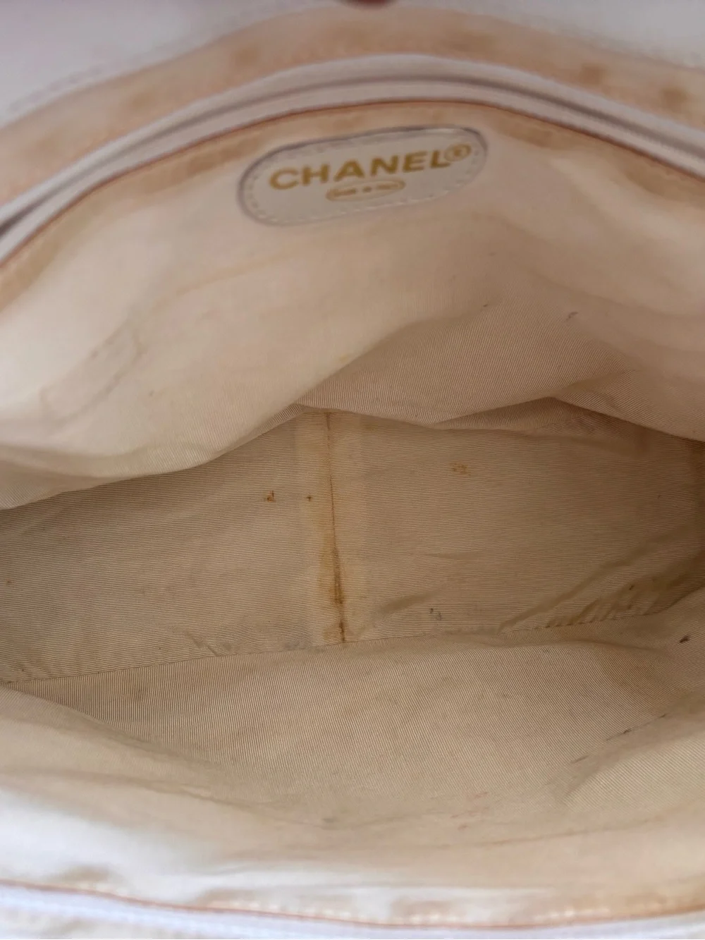 Authentic CHANEL white caviar leather wooden handles satchel bag